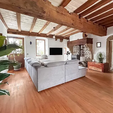Maison 200m2 Grand Jardin & Parking *
