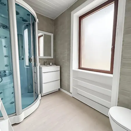 Maison 200m2 Grand Jardin & Parking